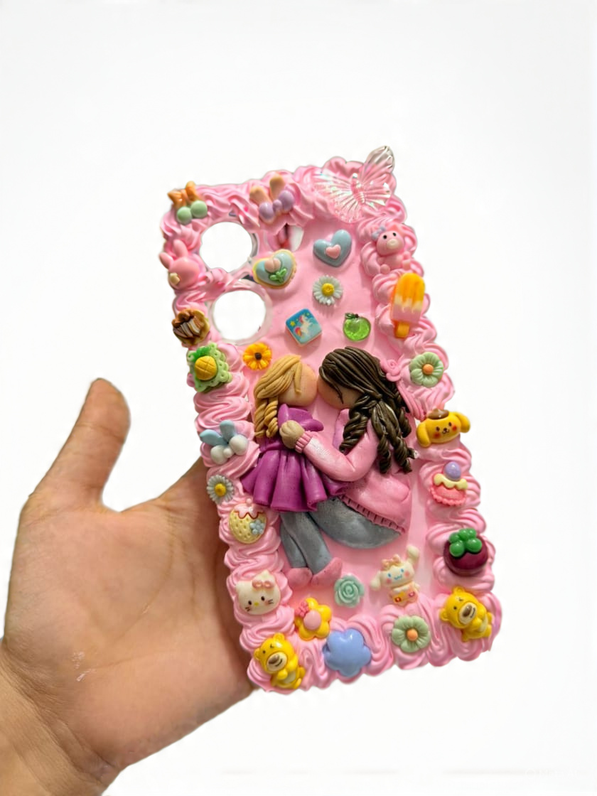 Mom daughter love phone case with stylist background